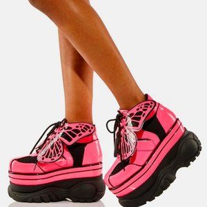 Club Exx Transformed By The Beat Butterfly Sneakers— HOT pink— size 8.5